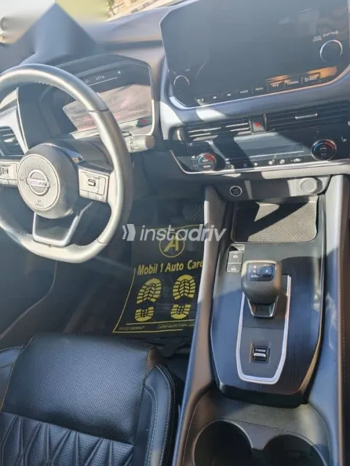 Nissan Qashqai 2021 Gray Used for Sale - 2