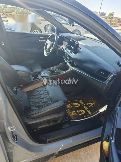 Nissan Qashqai 2021 Gray Used for Sale - 4