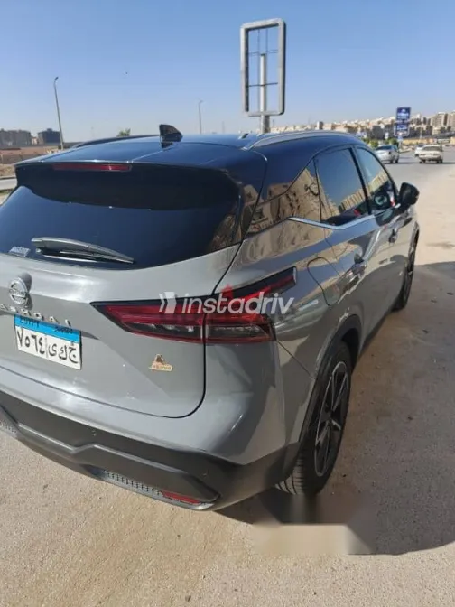 Nissan Qashqai 2021 Gray Used for Sale - 5