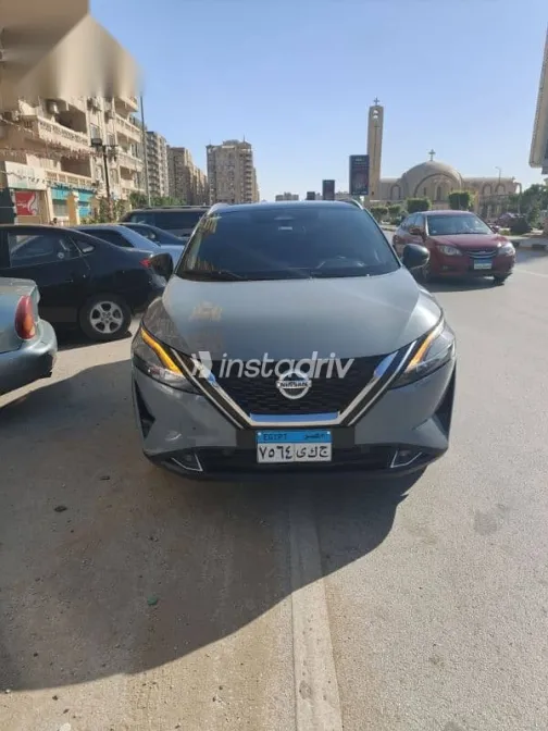 Nissan Qashqai 2021 Gray Used for Sale - 8