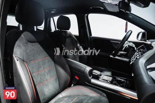 مرسيدس GLA 180 2022 أسود مستعملة للبيع - 5