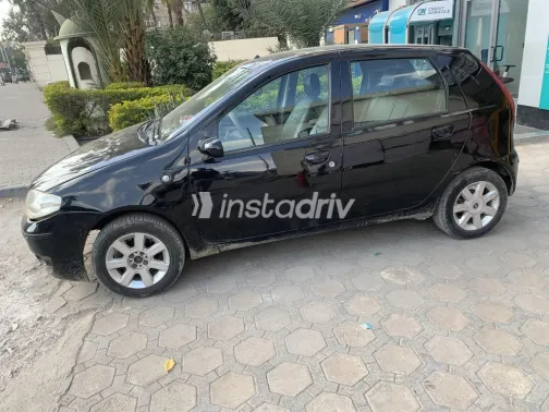 فيات بونتو 2008 أسود مستعملة للبيع - 1