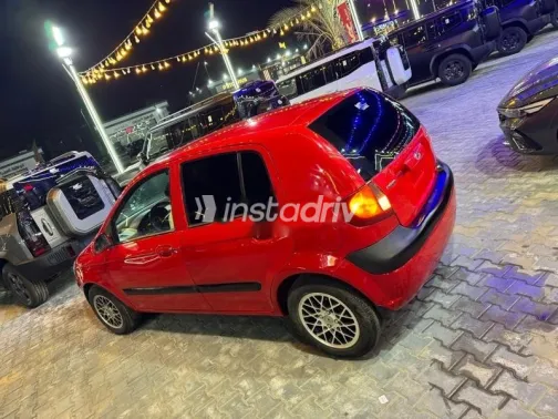 هيونداي جيتز 2010 أحمر مستعملة للبيع - 5