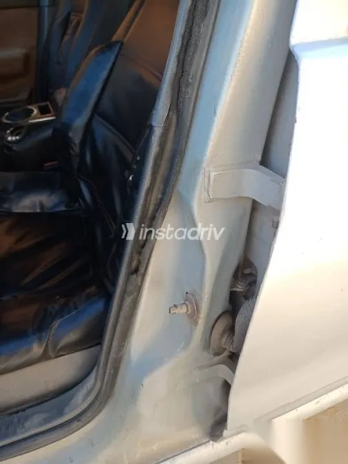 رينو 19 2000 فضي مستعملة للبيع - 6