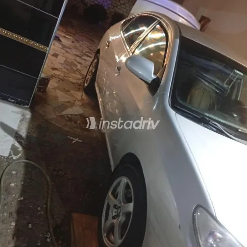 هيونداي إلنترا 2011 فضي مستعملة للبيع - 4