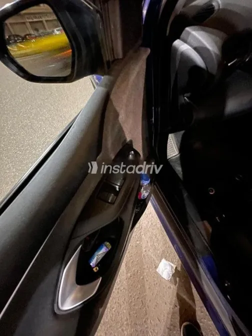 Toyota Yaris 2021 White Used for Sale - 1