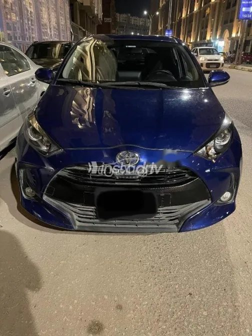 Toyota Yaris 2021 White Used for Sale - 3
