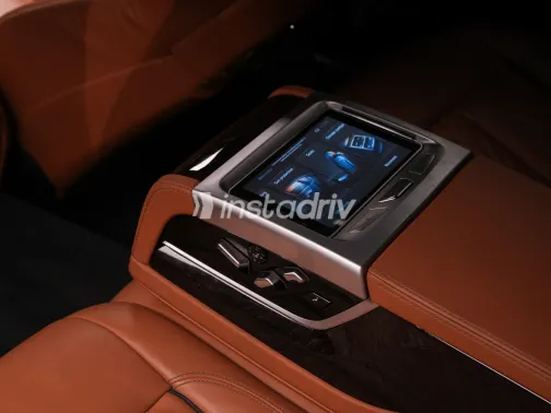 بي ام دبليو 740 2019 أبيض مستعملة للبيع - 3