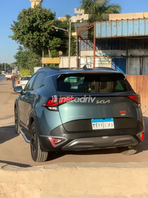 كيا سبورتاج 2023 أبيض مستعملة للبيع - 3