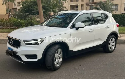 Volvo XC 40 2020 White Used for Sale - 3