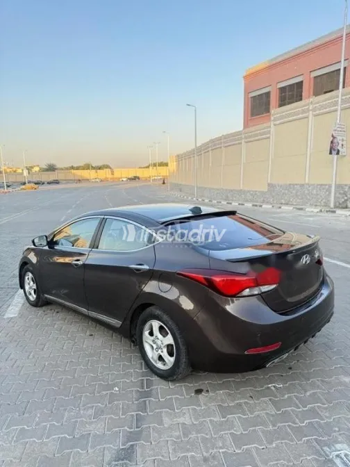 Hyundai Elantra 2015 Brown Used for Sale - 3