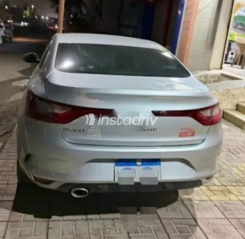 Renault Megane 2019 White Used for Sale - 3