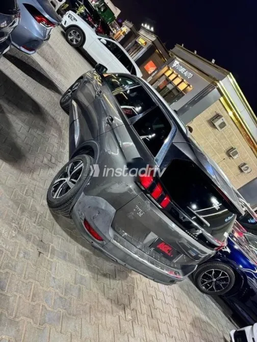 بيجو 5008 2019 رمادي مستعملة للبيع - 5