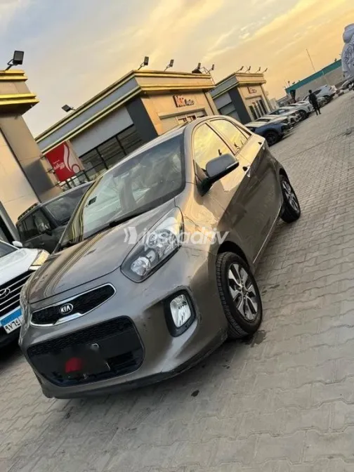 كيا بيكانتو 2017 بني مستعملة للبيع - 2