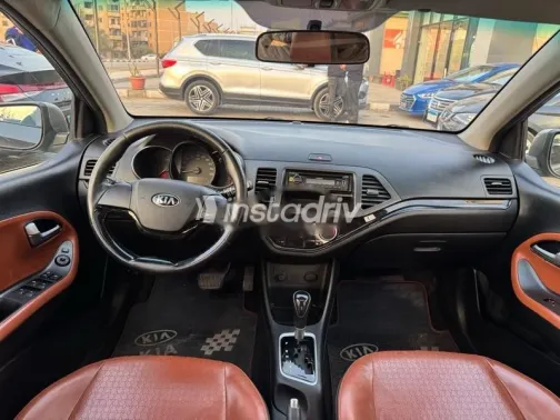 كيا بيكانتو 2017 بني مستعملة للبيع - 5