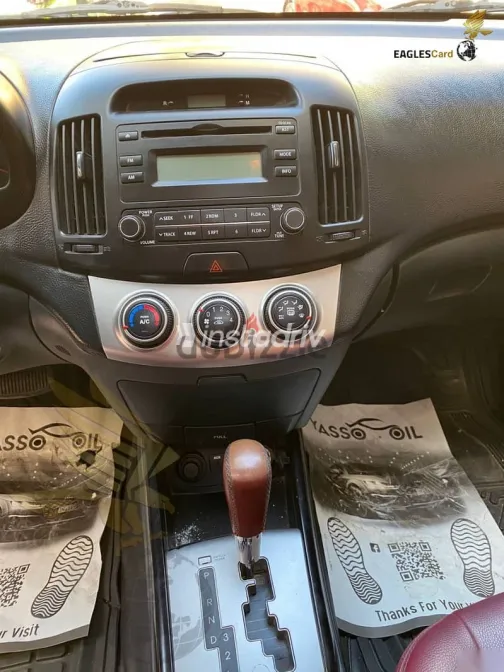 هيونداي إلنترا 2021 فضي مستعملة للبيع - 3