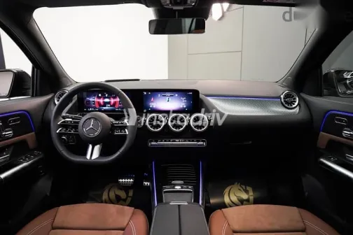 مرسيدس GLA 2026 أسود جديدة للبيع - 3