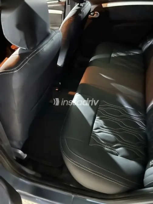 رينو لوجان 2013 أزرق غامق مستعملة للبيع - 3