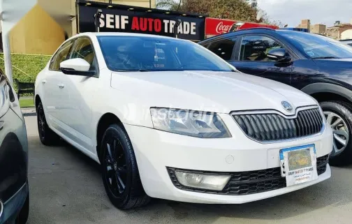 Skoda Octavia 2015 White Used for Sale - 2