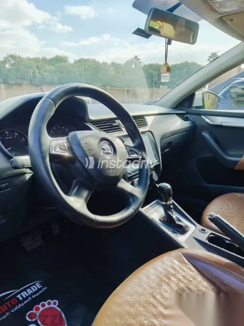 Skoda Octavia 2015 White Used for Sale - 6