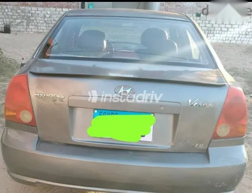 Hyundai Verna 2012 Silver Used for Sale - 2