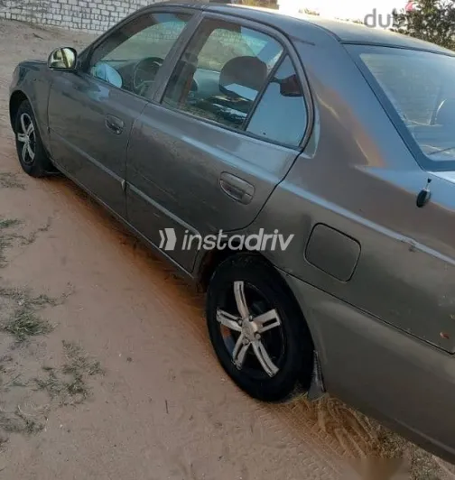 Hyundai Verna 2012 Silver Used for Sale - 3