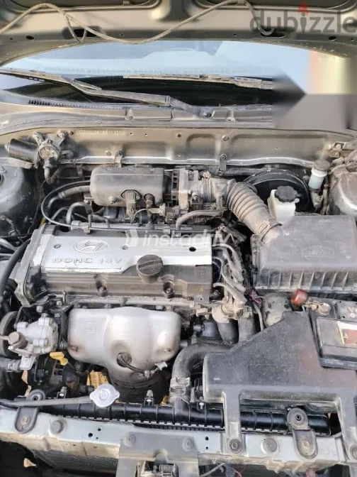 Hyundai Verna 2012 Silver Used for Sale - 7