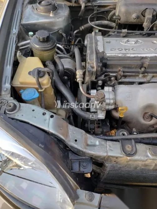 Hyundai Verna 2012 Silver Used for Sale - 8