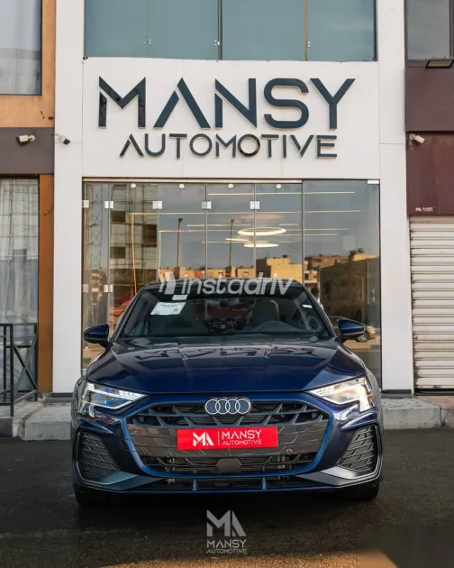 اودي A3 2026 أزرق غامق جديدة للبيع - 1