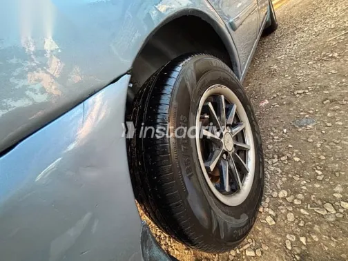 دايو لانوس 2005 أزرق غامق مستعملة للبيع - 3