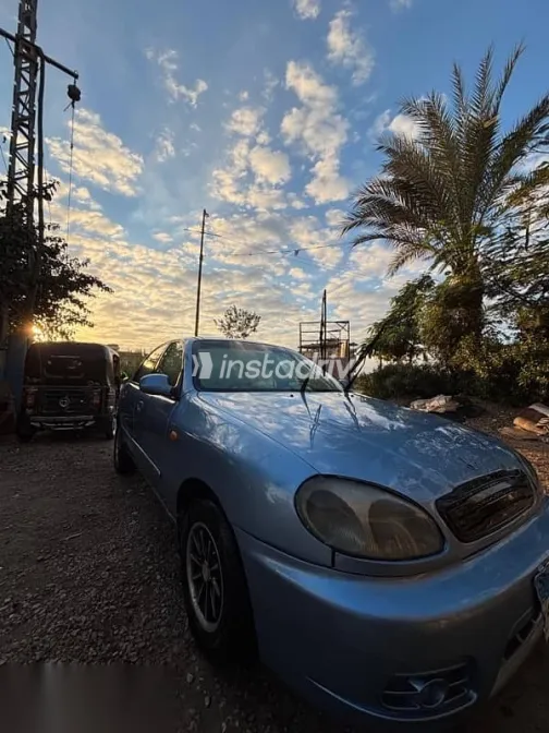 دايو لانوس 2005 أزرق غامق مستعملة للبيع - 7