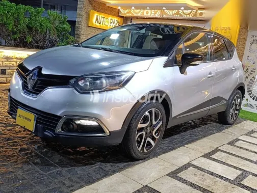 Renault Captur 2017 Silver Used for Sale - 2