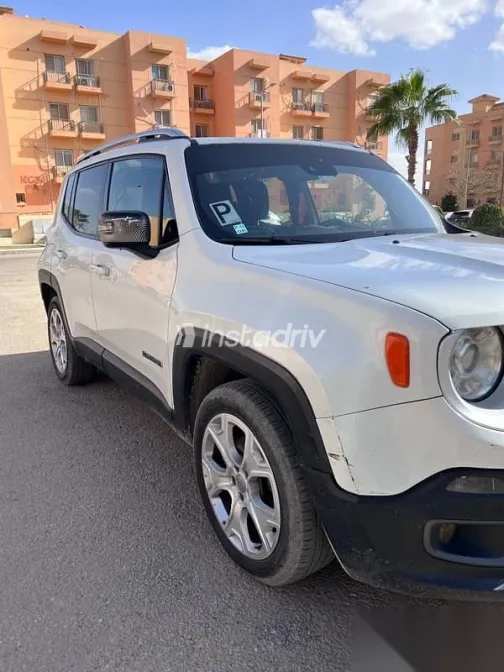 Jeep Renegade 2016 White Used for Sale - 5