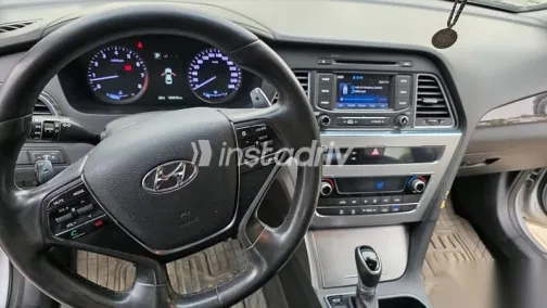 Hyundai Sonata 2018 Silver Used for Sale - 7