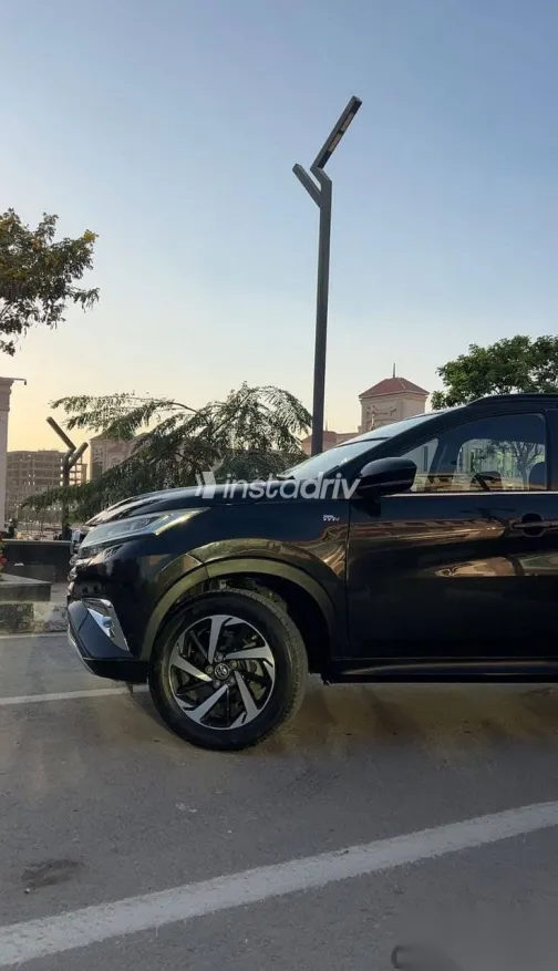 تويوتا رش 2019 أسود مستعملة للبيع - 7