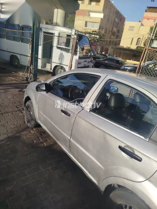 Chevrolet Aveo 2011 Silver Used for Sale - 6