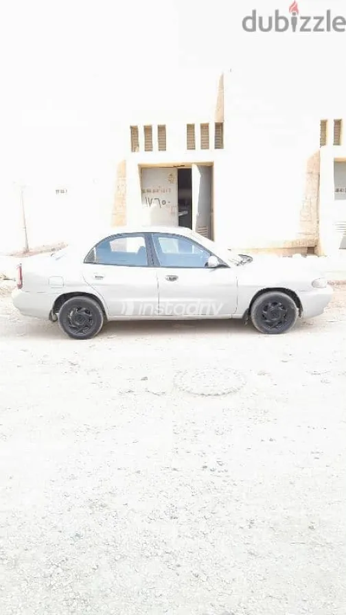 دايو نوبيرا 1998 فضي مستعملة للبيع - 3