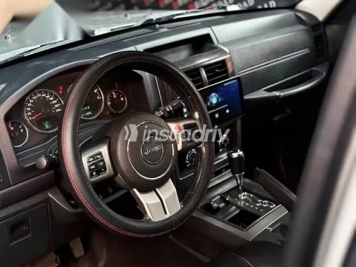 Jeep Cherokee 2012 Silver Used for Sale - 7