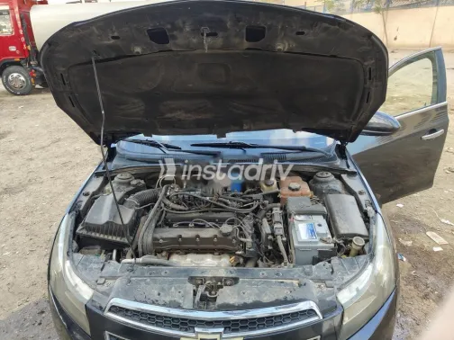 شيفروليه كروز 2010 أسود مستعملة للبيع - 2