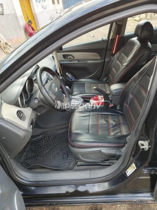 شيفروليه كروز 2010 أسود مستعملة للبيع - 3