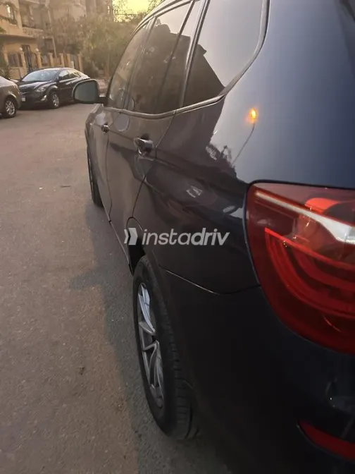 بي ام دبليو X3 2015 أزرق غامق مستعملة للبيع - 5