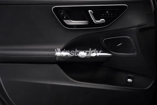 مرسيدس C 200 2025 أسود مستعملة للبيع - 5