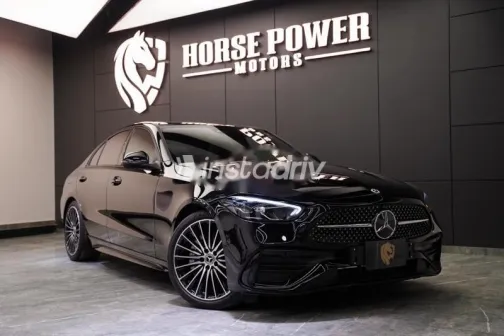 مرسيدس C 180 2025 أسود مستعملة للبيع - 1