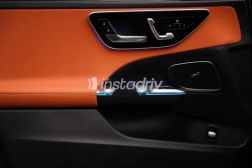 مرسيدس C 180 2025 أسود مستعملة للبيع - 4