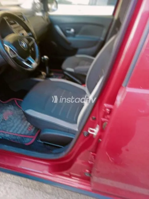 Renault Sandero Step Way 2018 Red Used for Sale - 5