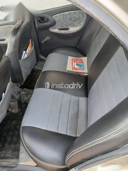 دايو لانوس 1999 ذهبي مستعملة للبيع - 8