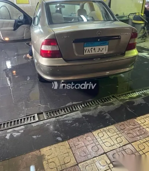 اوبل فيكترا 1997 ذهبي مستعملة للبيع - 6