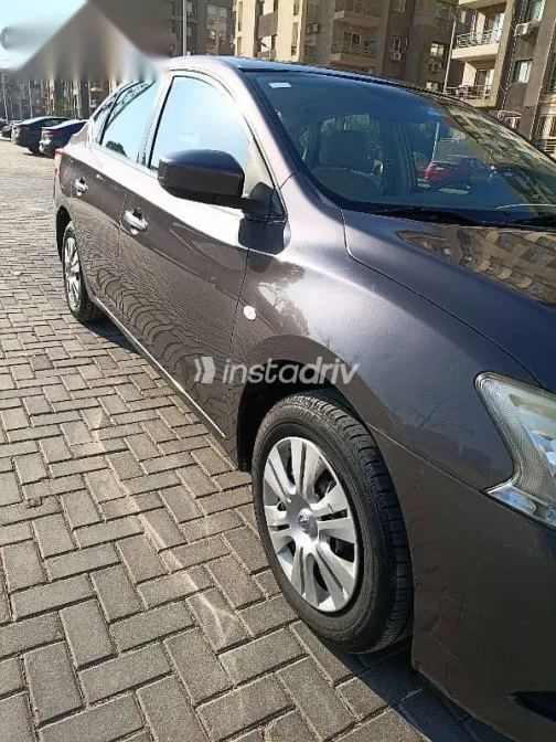 Nissan Sentra 2019 Gray Used for Sale - 3