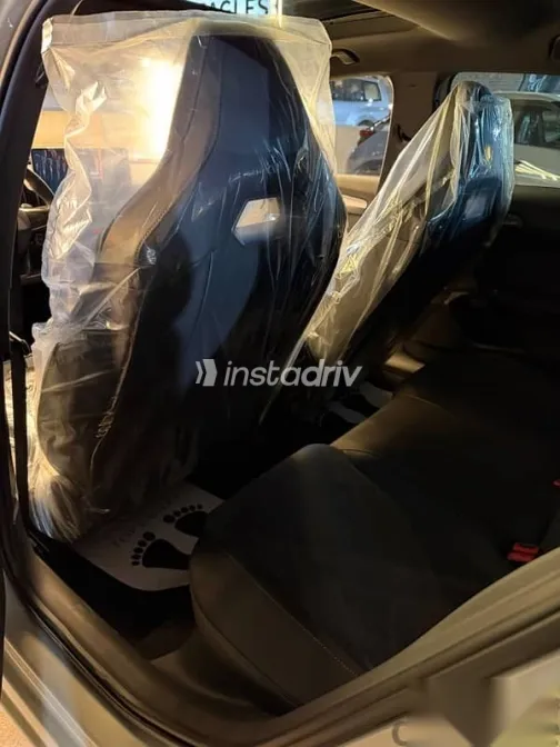 كوبرا ليون 2026 فضي جديدة للبيع - 5