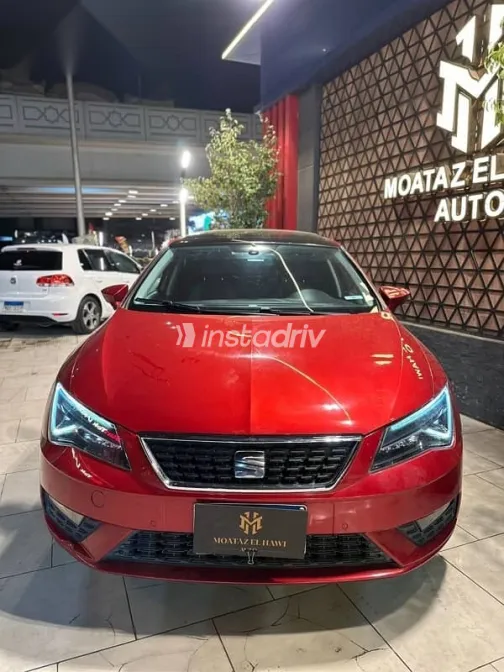 Seat Leon 2020 Burgundy Used for Sale - 3